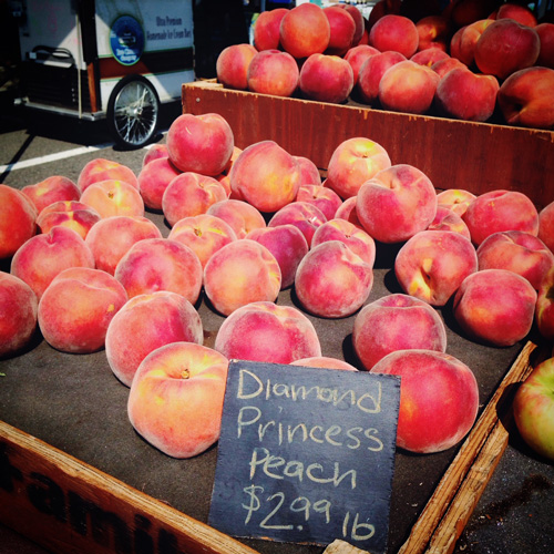 peaches-farmers-market