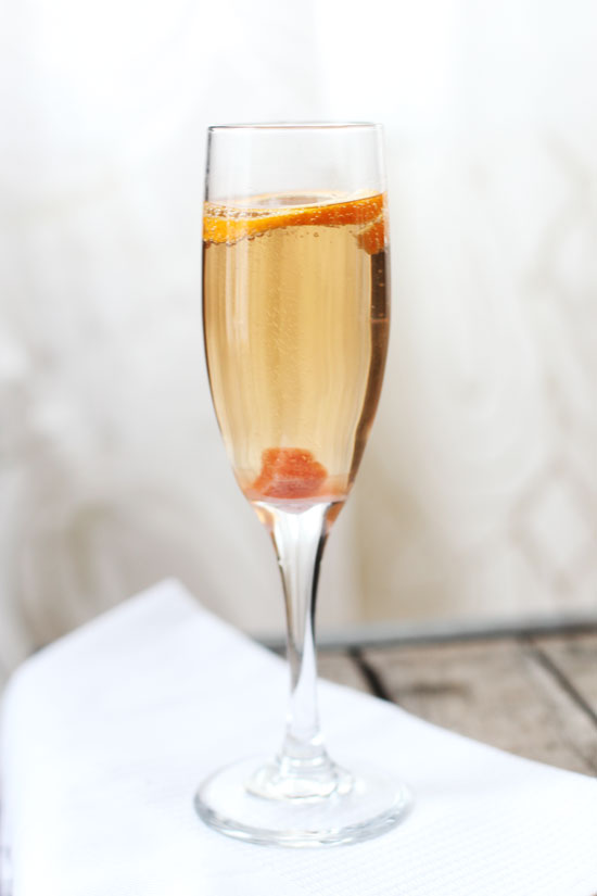 simple-champagne-cocktail-recipe